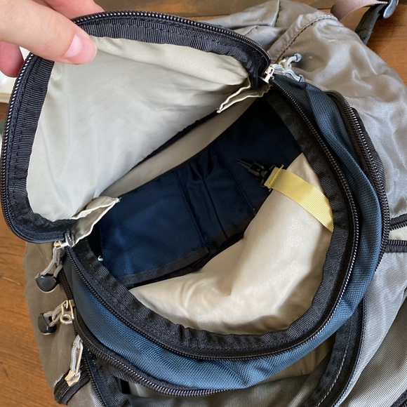 REI Backpack - Picture 5 of 9